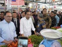PM Anwar Ibrahim Guyon soal Blusukan Jokowi di Malaysia: Menyulitkan  Menyulitkan"