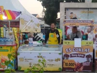 Es Coklat Viral Tangerang Selatan, Mank Apink