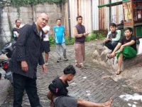 Seorang Pria Dalam Keadaan Mabuk Diserang Oleh Penduduk Di Pondok Pucung